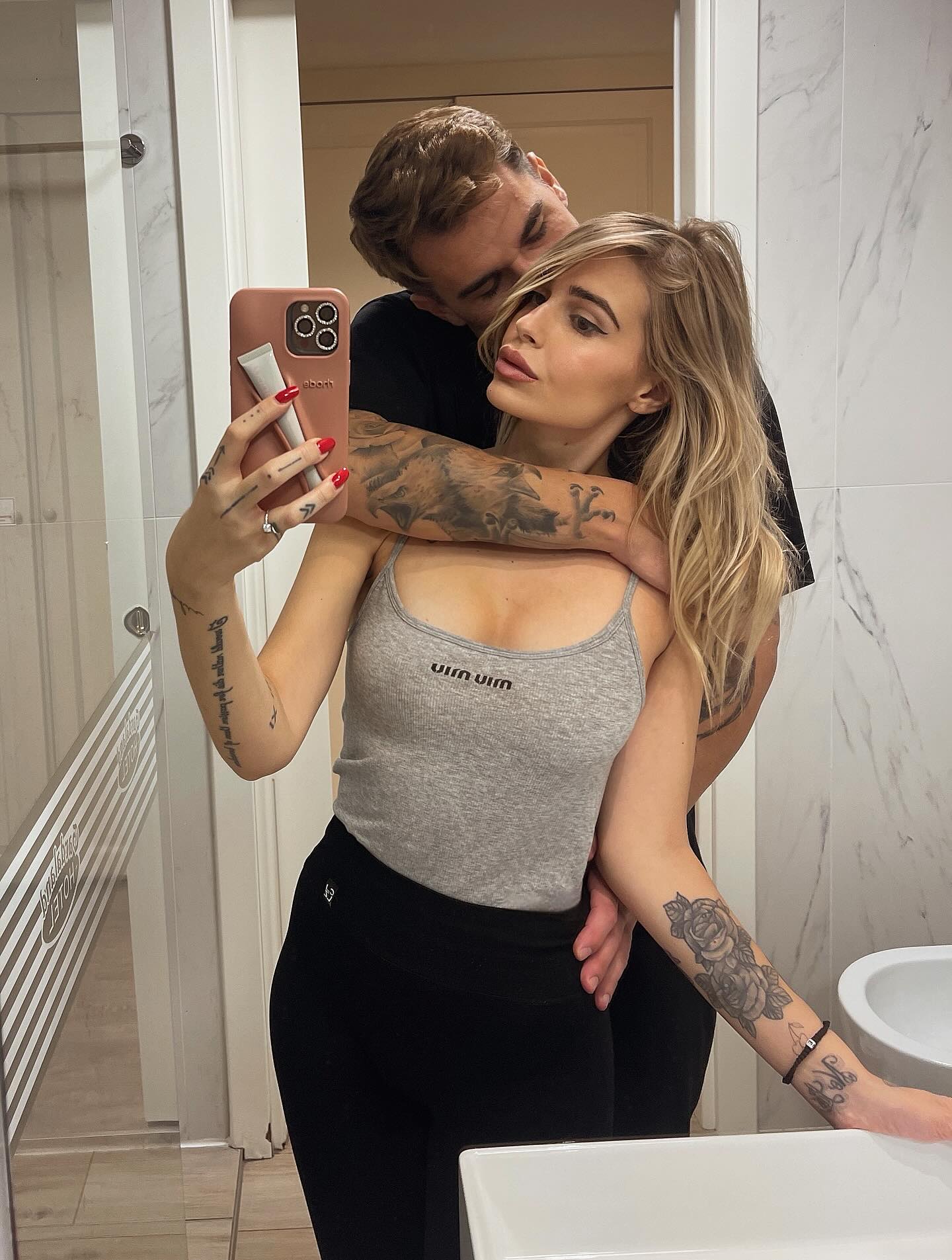 Discover Ginevra Lambruschi