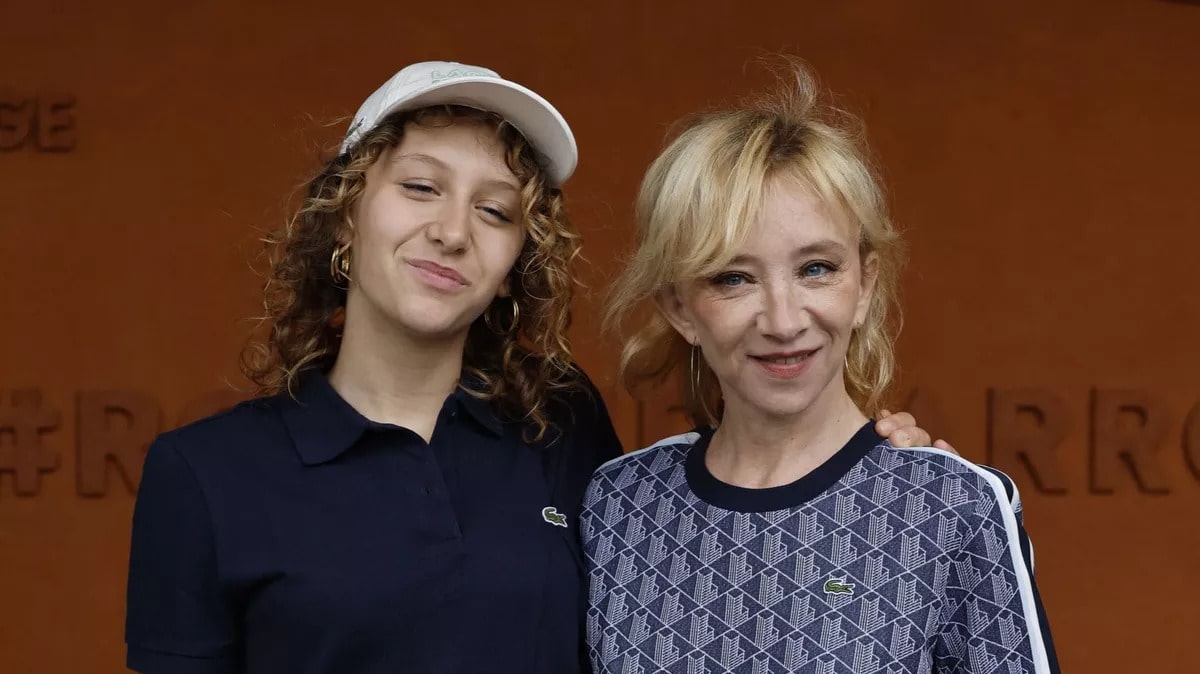 Discover Sylvie Testud