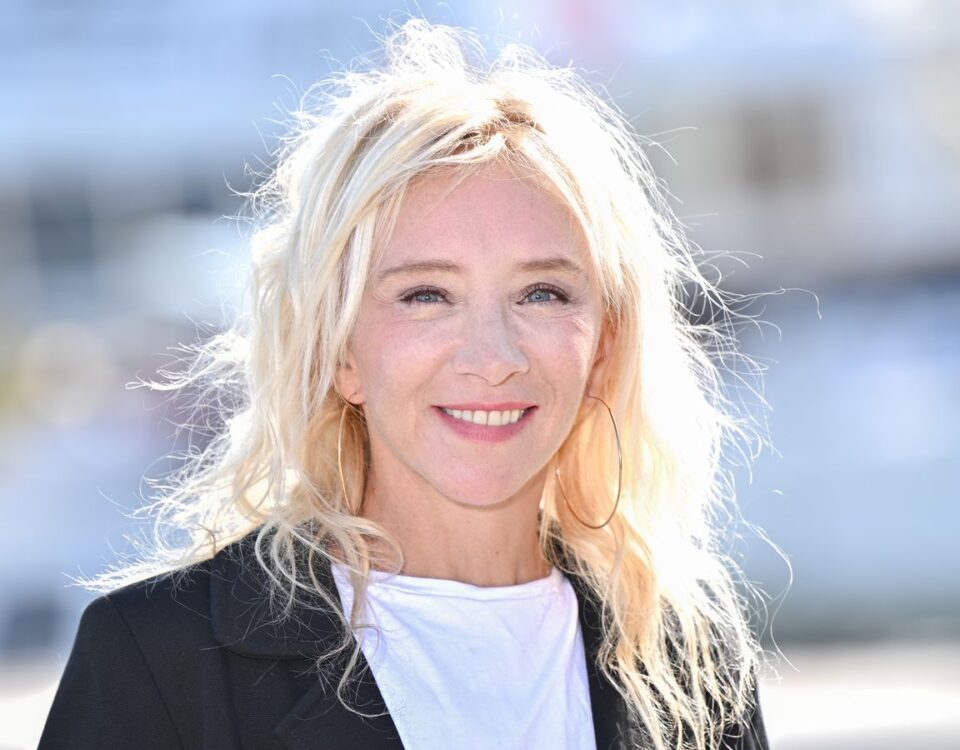 Discover Sylvie Testud